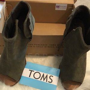 TOMS Majorca peep toe bootie